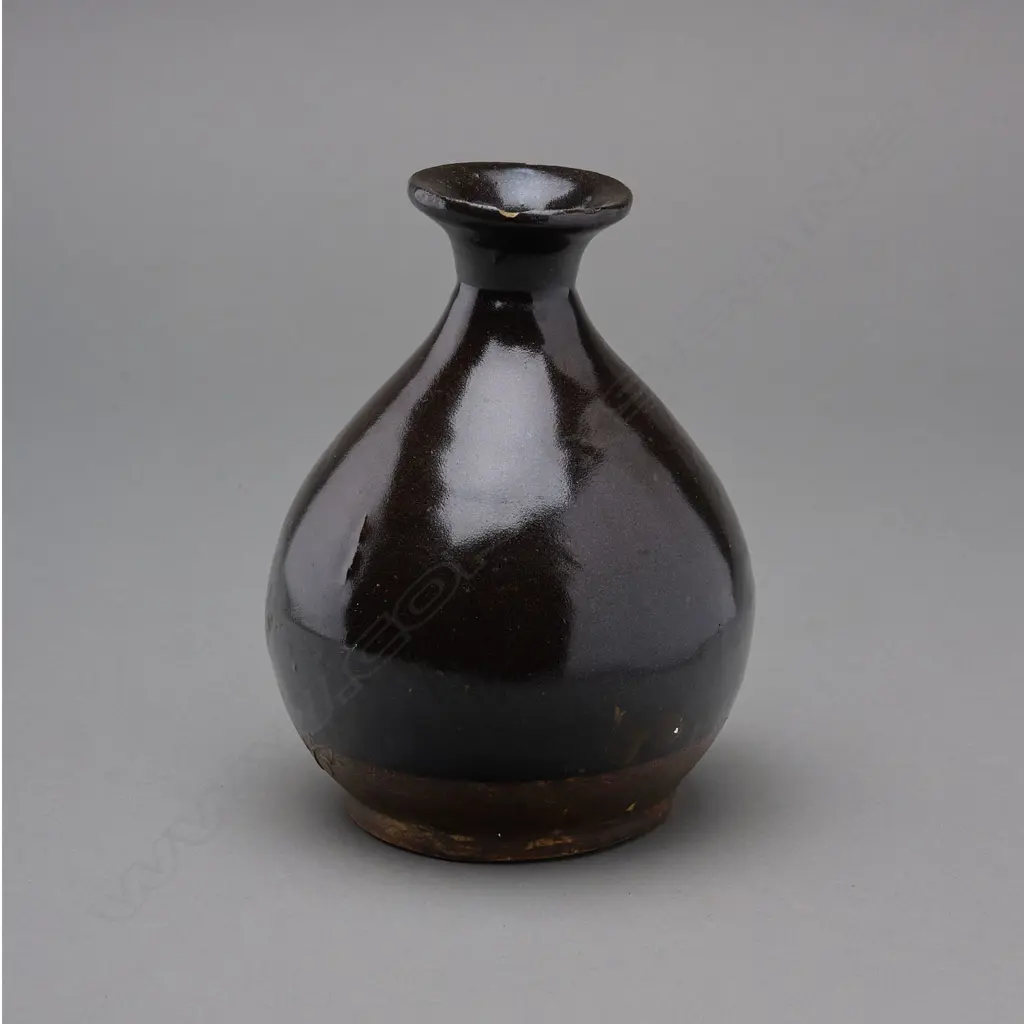 Stoneware Ng ka py bottle China, Image 1++